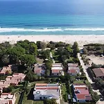 La A Due Passi Dal Mare Bestvacationever コスタ・レイ