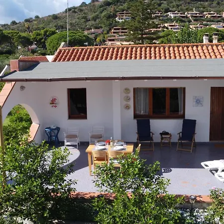 Hébergement de vacances La A Due Passi Dal Mare Bestvacationever Costa Rei